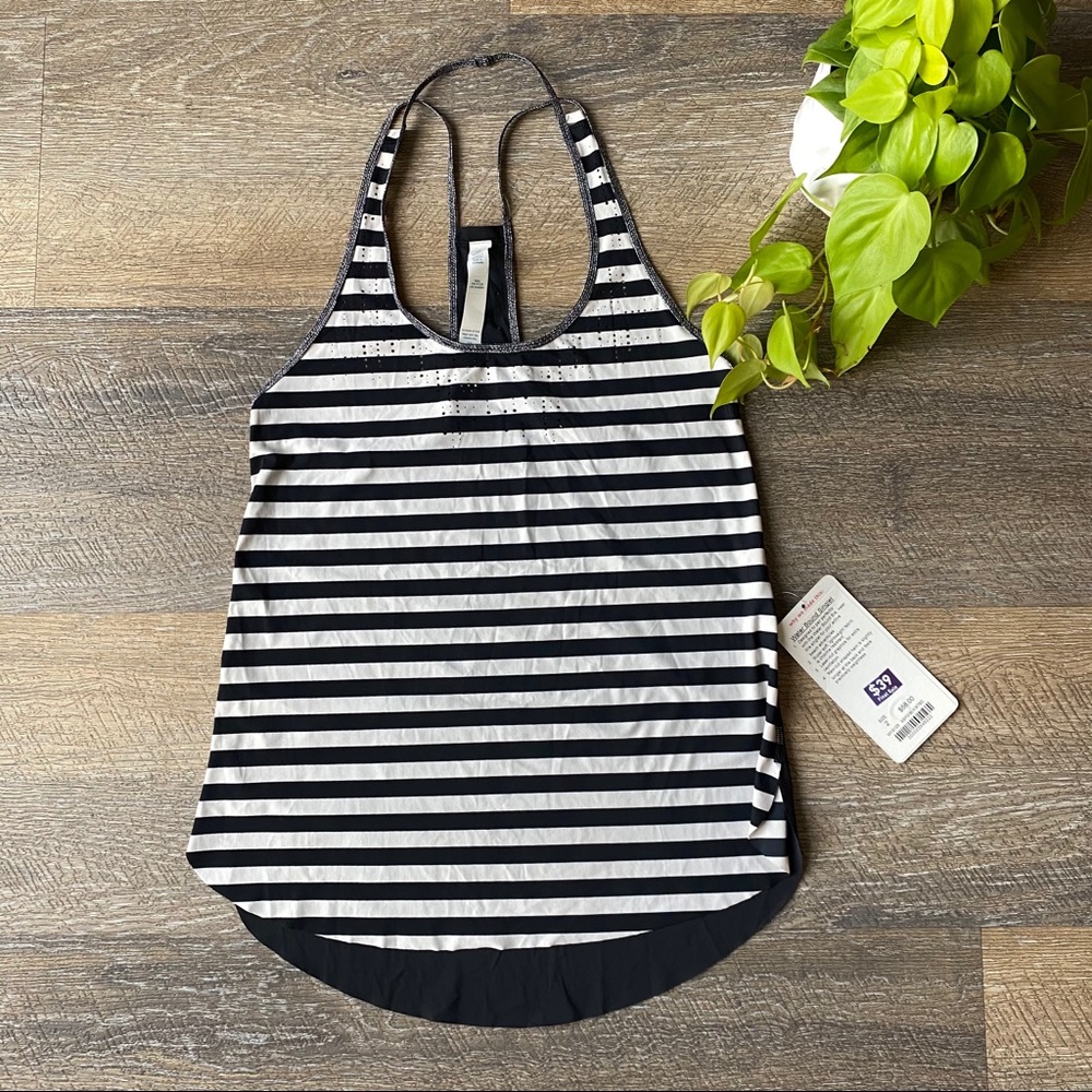Lululemon: Water Bound Singlet